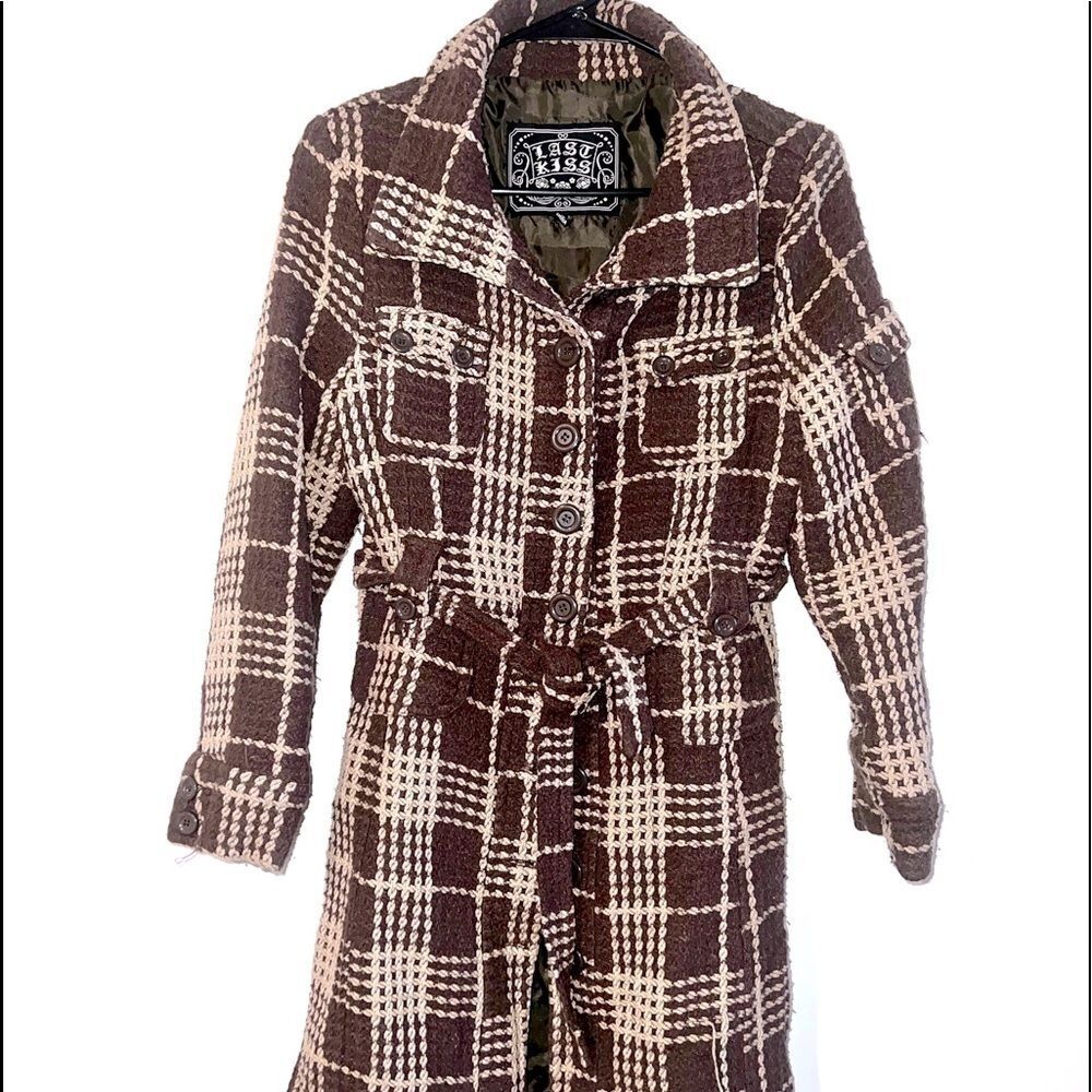 π₯°Last Kiss Plaid Belted Coat size junior large, women S